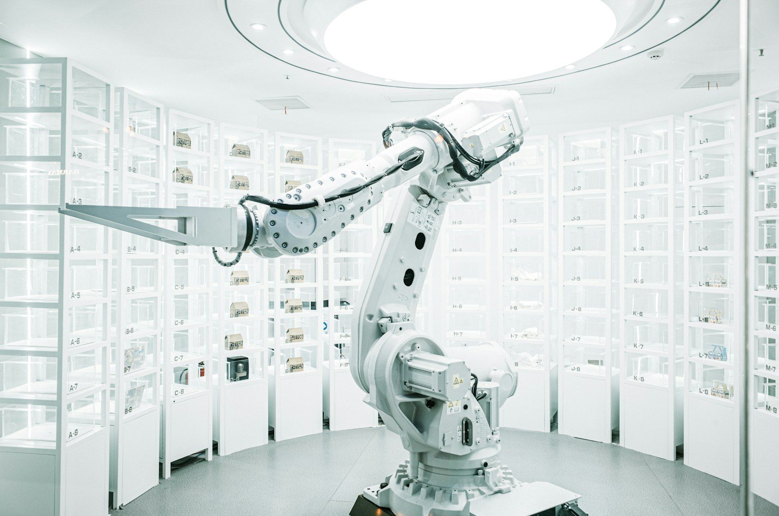 AI assistant qualifying enquiries